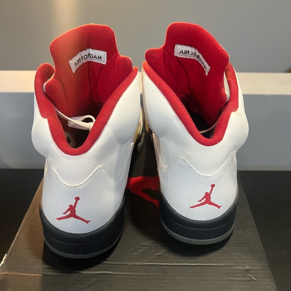 Air Jordan 5 Retro “Fire Red” - Picture 6 of 11